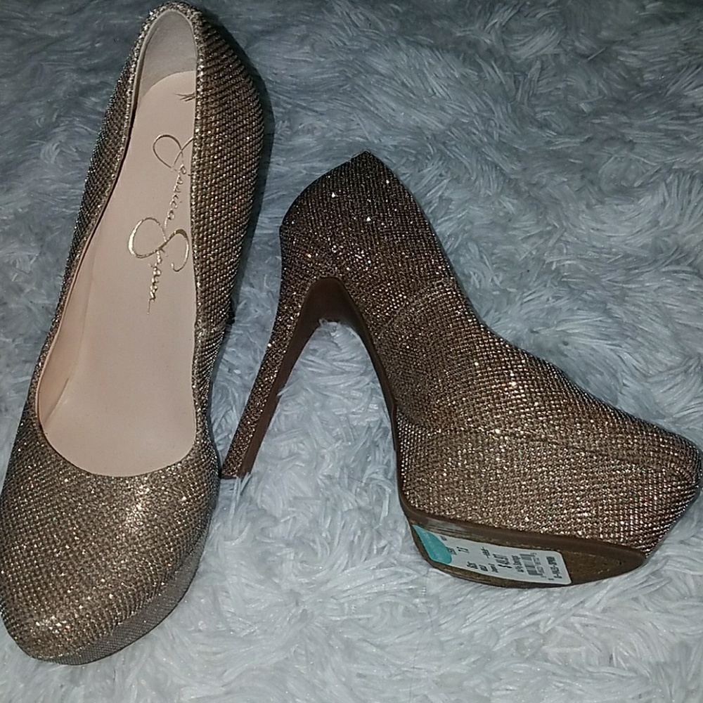 Jessica Simpson - Picture 2 of 3